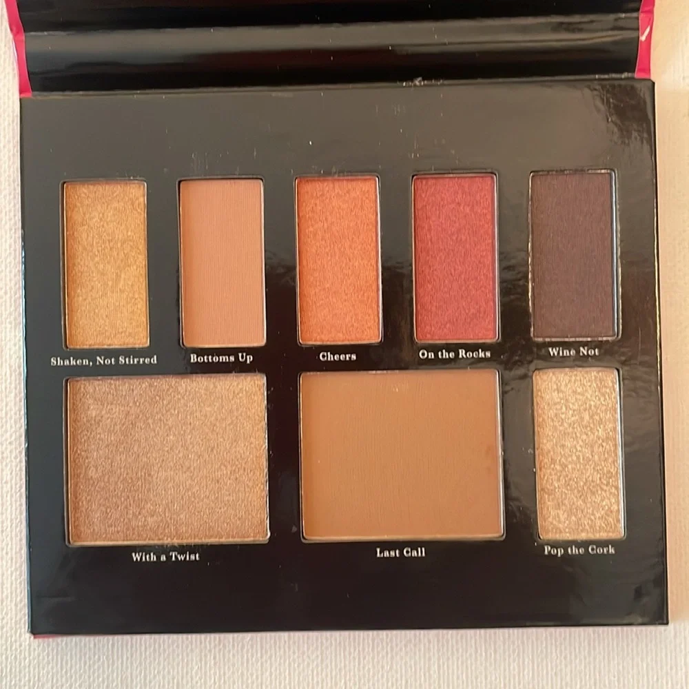 NEW Laura Geller Cocktail Hour Eyeshadow Blush Mirror Palette - unused unsampled